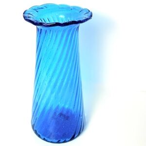 Vintage Hand Blown Turquoise Swirl Aqua Blue Flower Vase Bubbles Folded Edge MCM